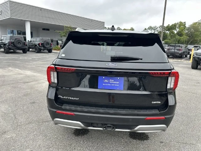 Used 2025 Black Ford Platinum image 27