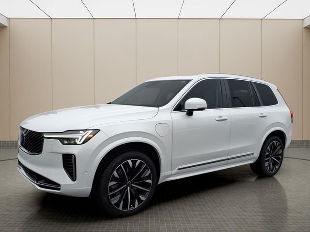 New 2026 Crystal White Volvo Ultra image 2