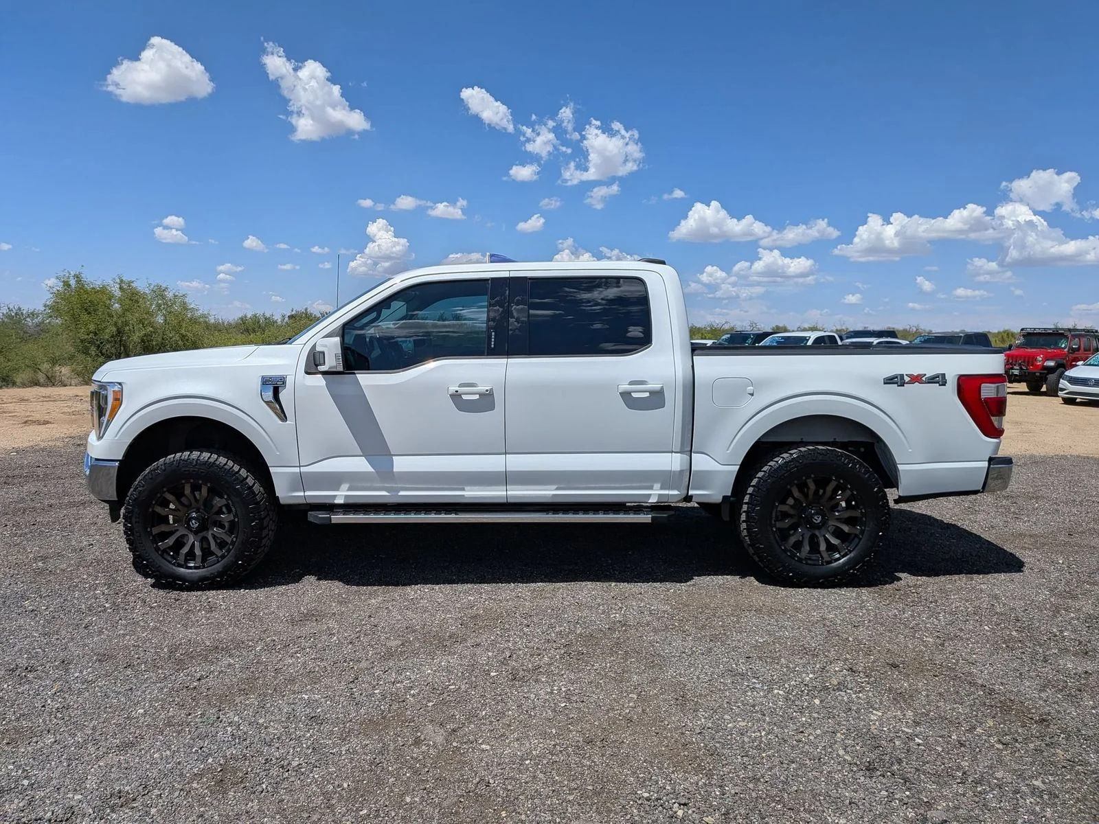 Certified Used 2022 White Metallic Ford Lariat image 9