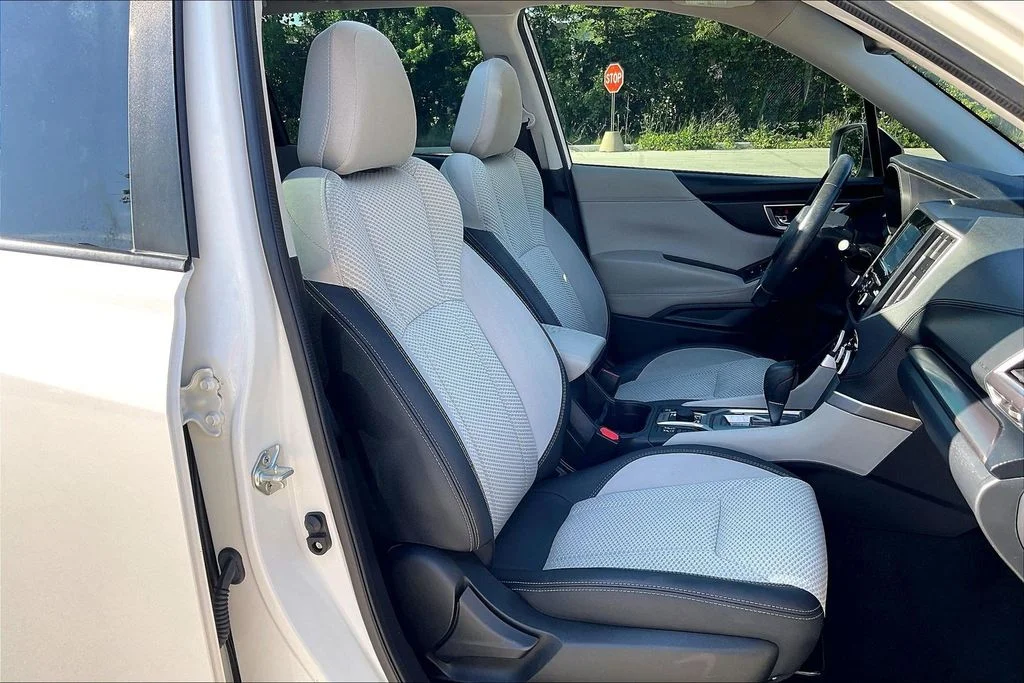 Used 2023 White Subaru Premium image 6