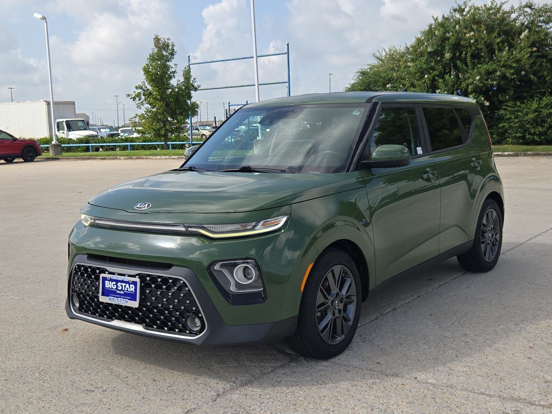 Used 2020 Undercover Green Kia EX image 7