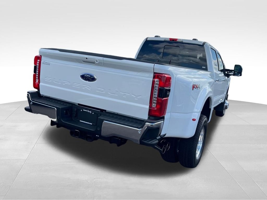 New 2026 White Ford Lariat image 5