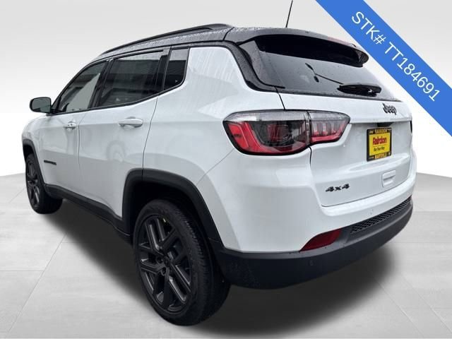 New 2026 Bright White Clear-Coat Exterior Paint Jeep Limited Altitude image 5