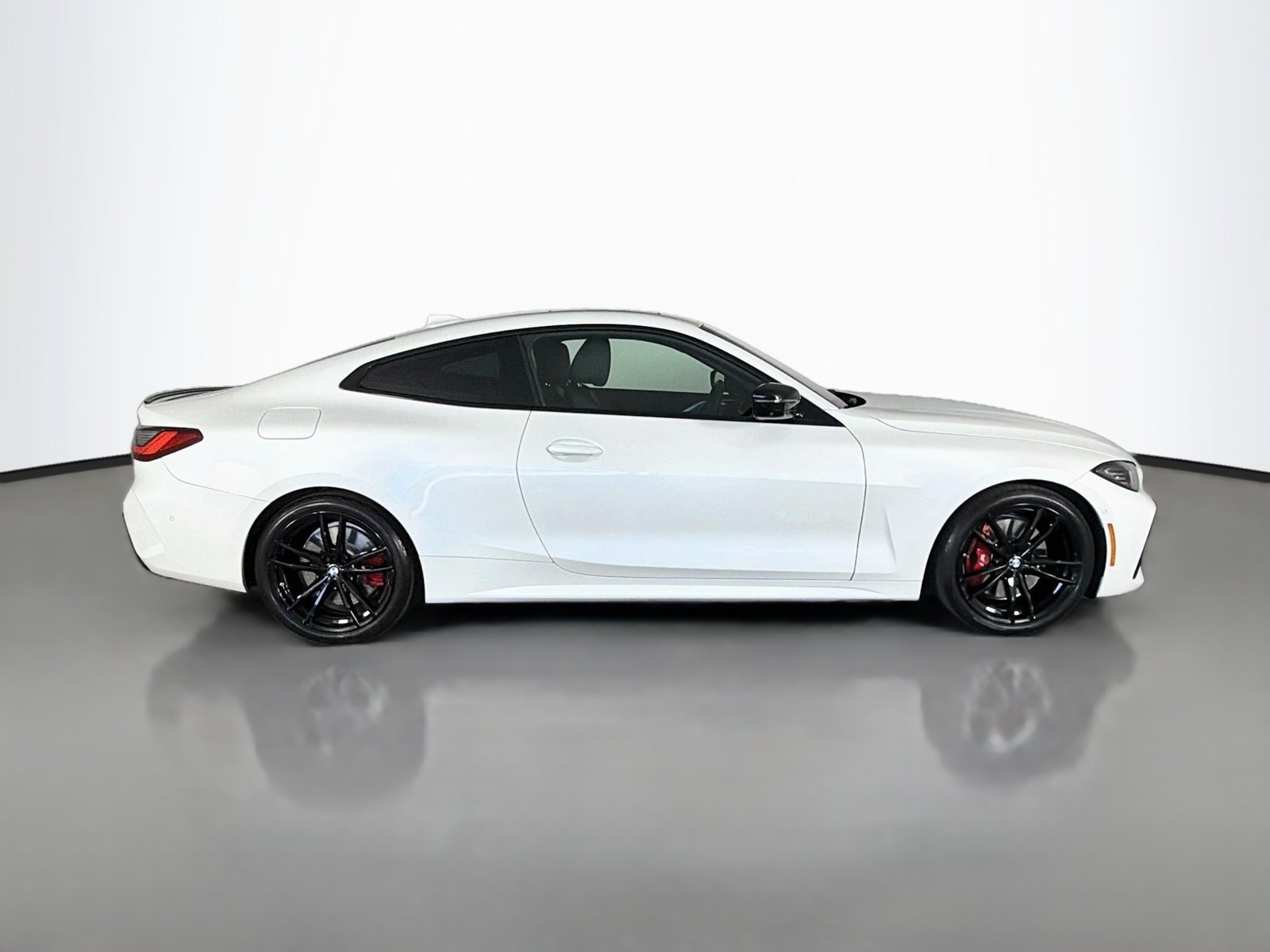 Certified Used 2023 Mineral White Metallic BMW M440i image 8