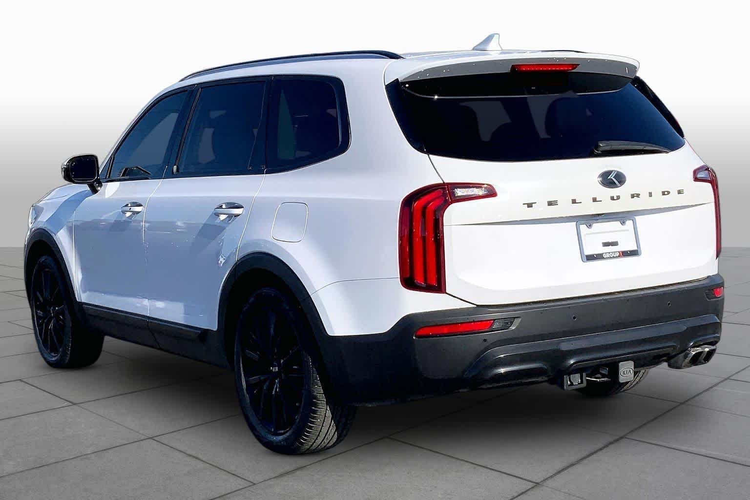 Used 2021 Glacial White Pearl Kia SX image 12