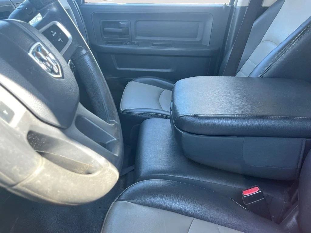 Used 2011 White Ram ST image 5