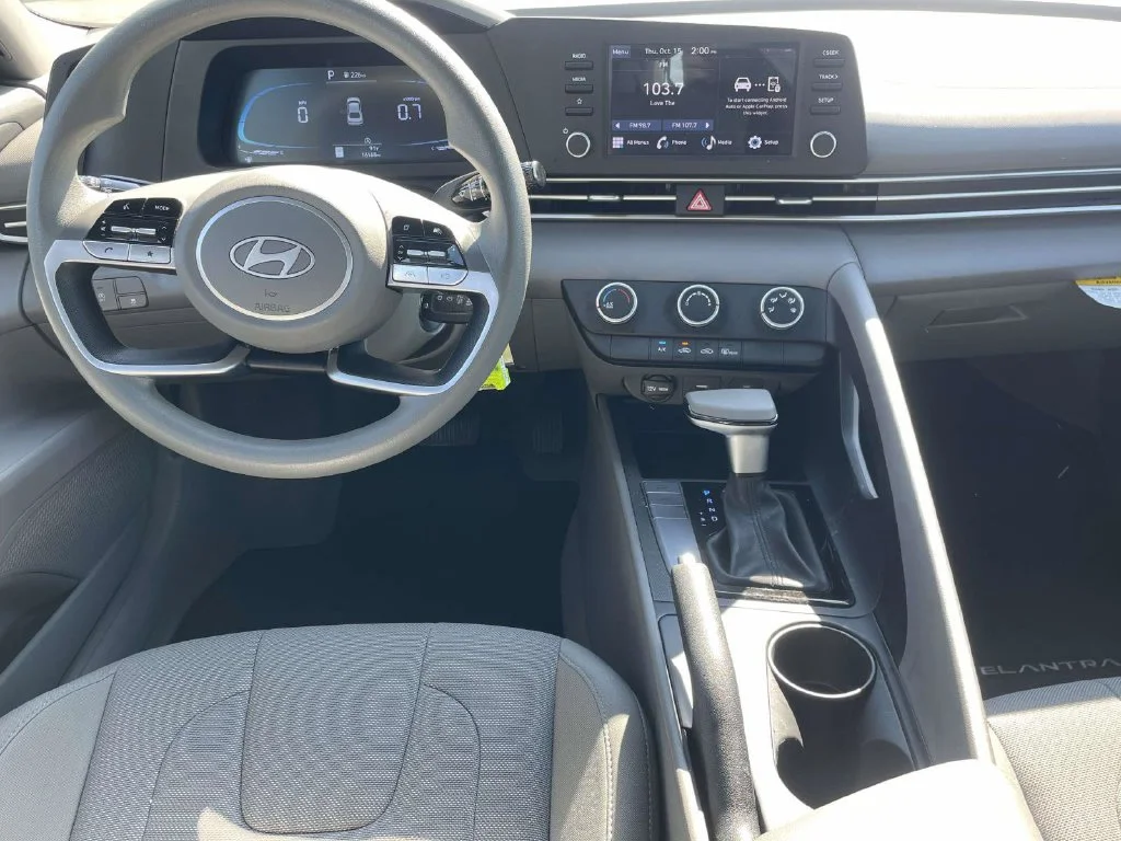 Certified Used 2026 Black Hyundai SE image 3