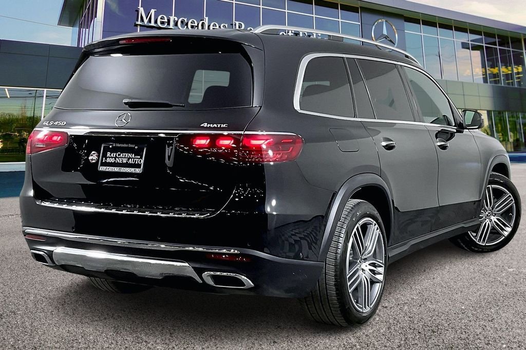 Used 2026 Black Mercedes-Benz GLS 450 image 10