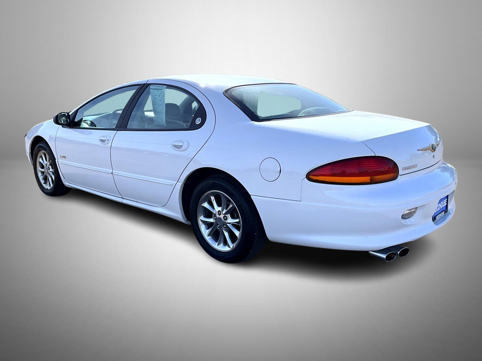 Used 1999 White Chrysler Base image 8