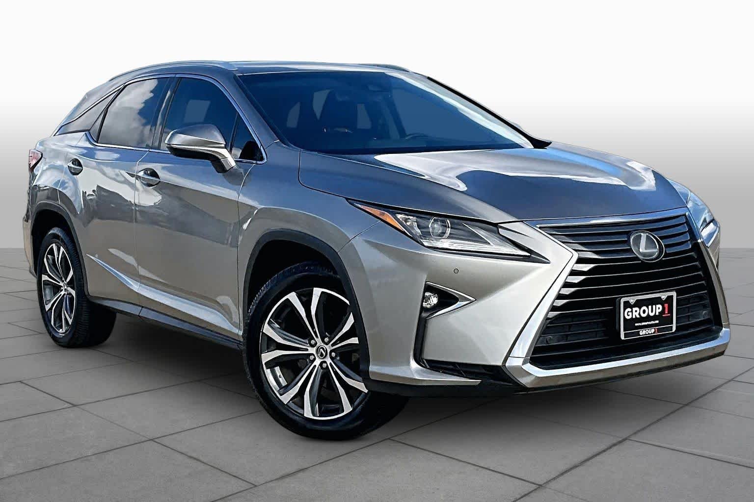 Used 2018 Atomic Silver Lexus  image 3