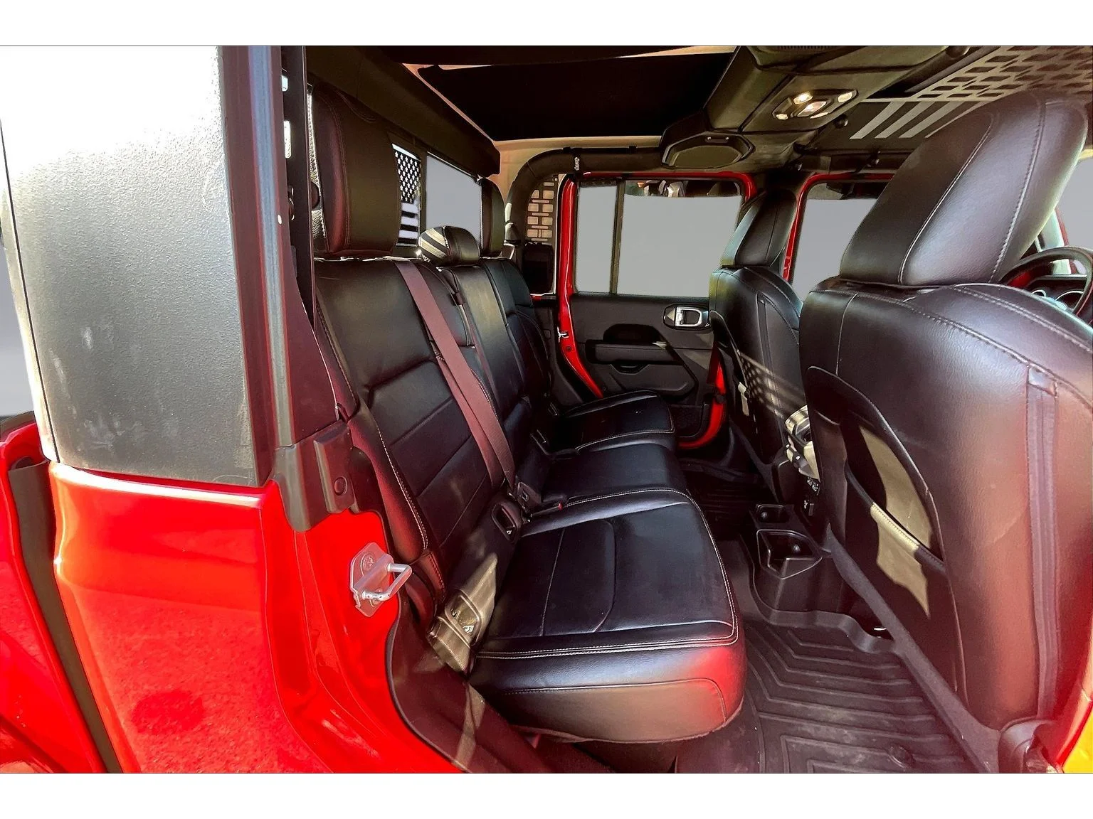Used 2020 Red Jeep Overland image 19