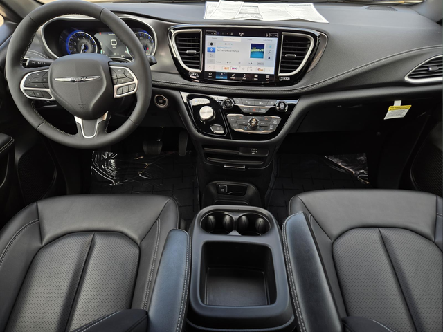 2026 Chrysler Pacifica Select - Photo 21