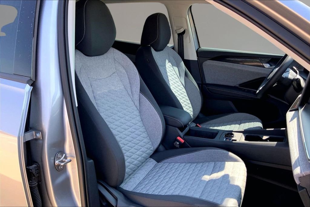 2026 Volkswagen Tiguan S - Photo 10