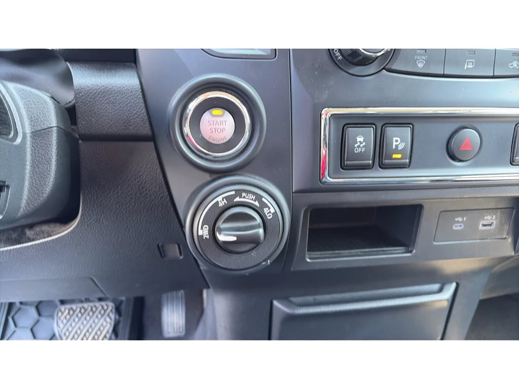 2023 Nissan Titan SV - Photo 14