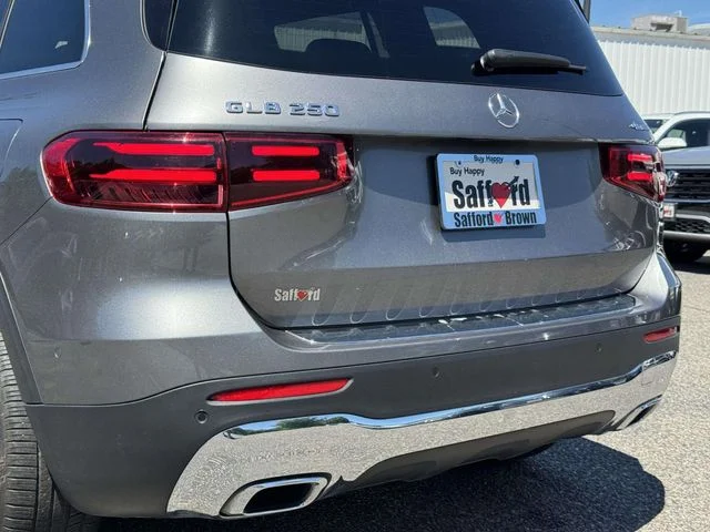Used 2024 Gray Mercedes-Benz GLB 250 image 11