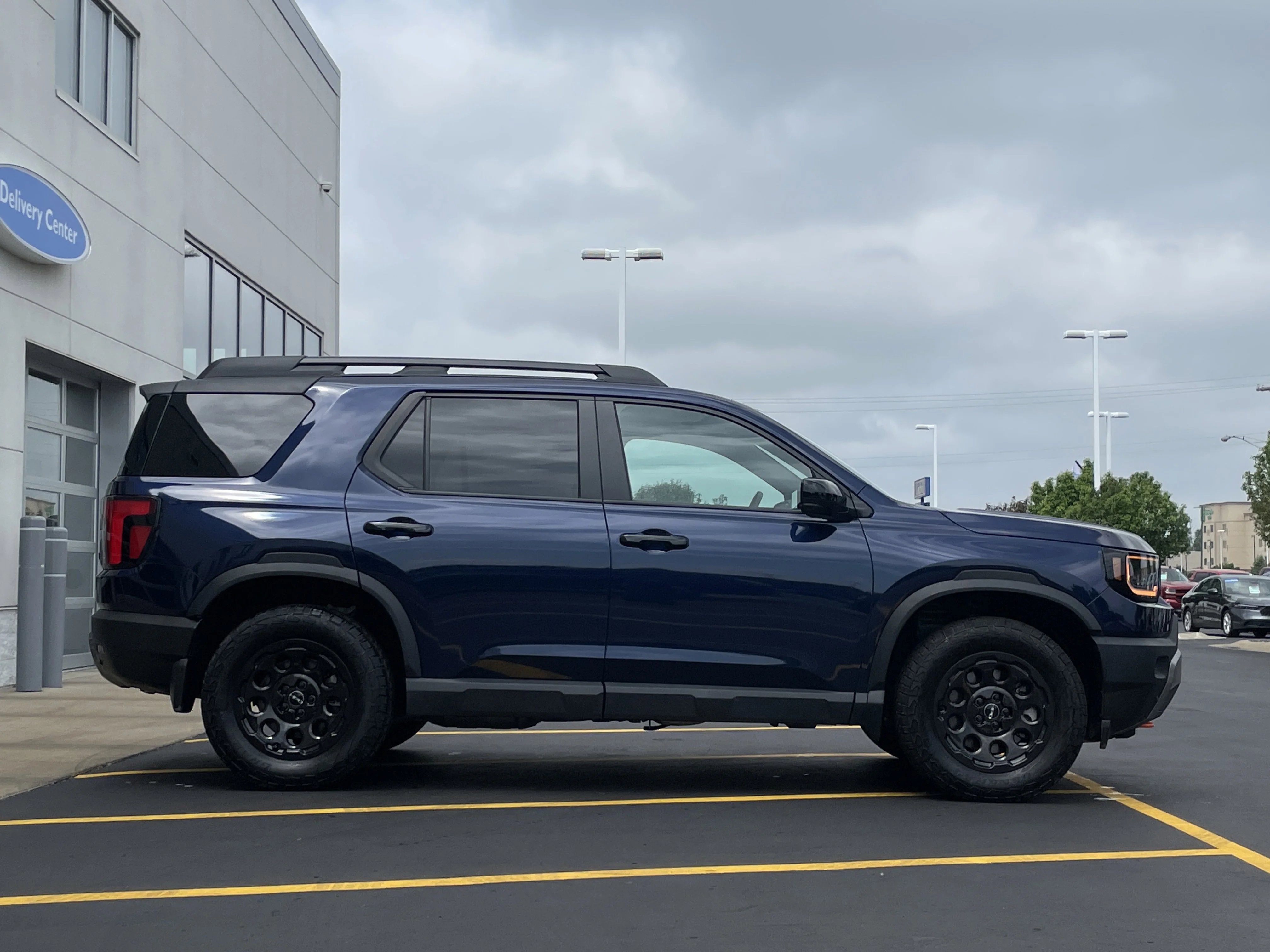 Certified Used 2026 Obsidian Blue Pearl Honda TrailSport Blackout image 36
