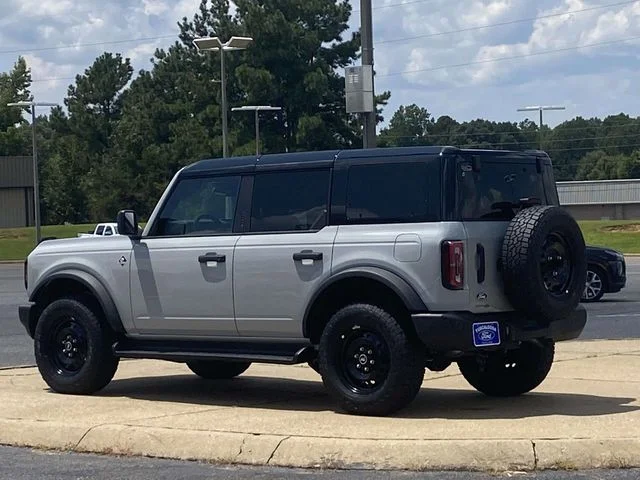 New 2026 Avalanche Gray Ford Outer Banks image 5