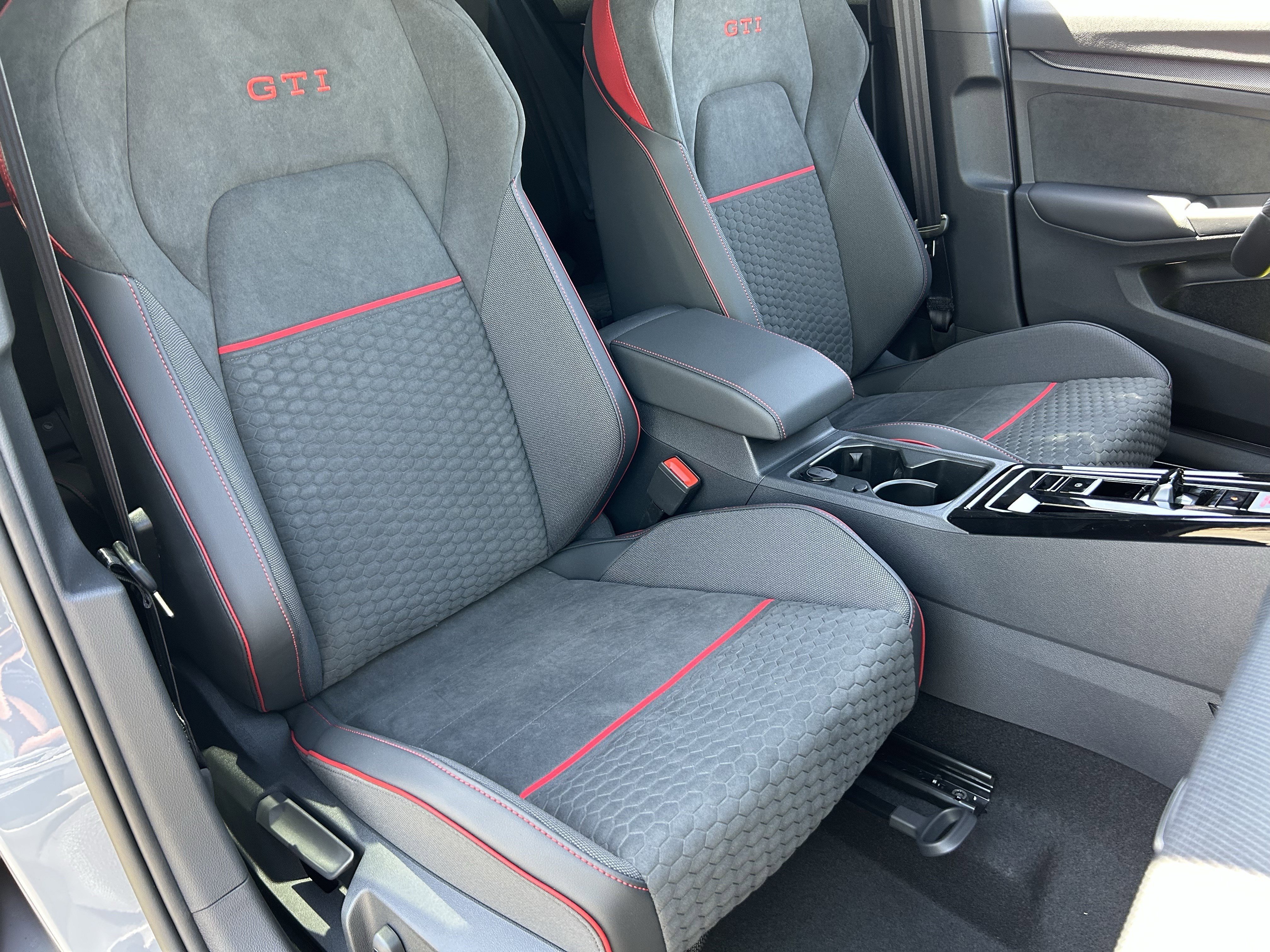New 2026 Moonstone Gray Volkswagen SE image 7