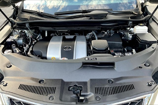 Used 2022 Silver Lexus 350 F Sport Handling image 32
