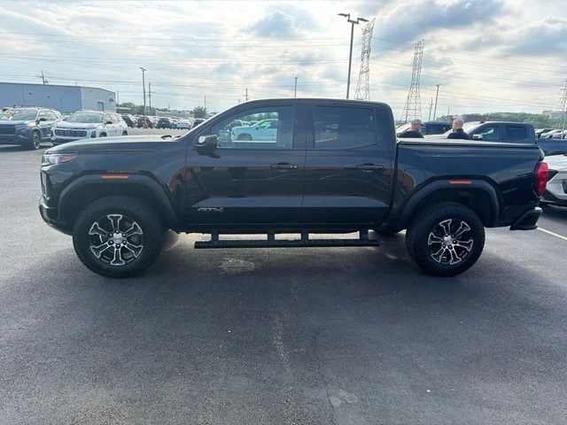 2024 GMC Canyon AT4