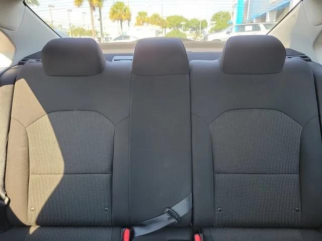 2019 Kia FORTE LXS - Photo 12