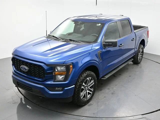 Used 2023 Atlas Blue Metallic Ford XL image 29