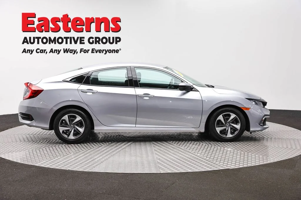Used 2020 Silver Honda LX image 4
