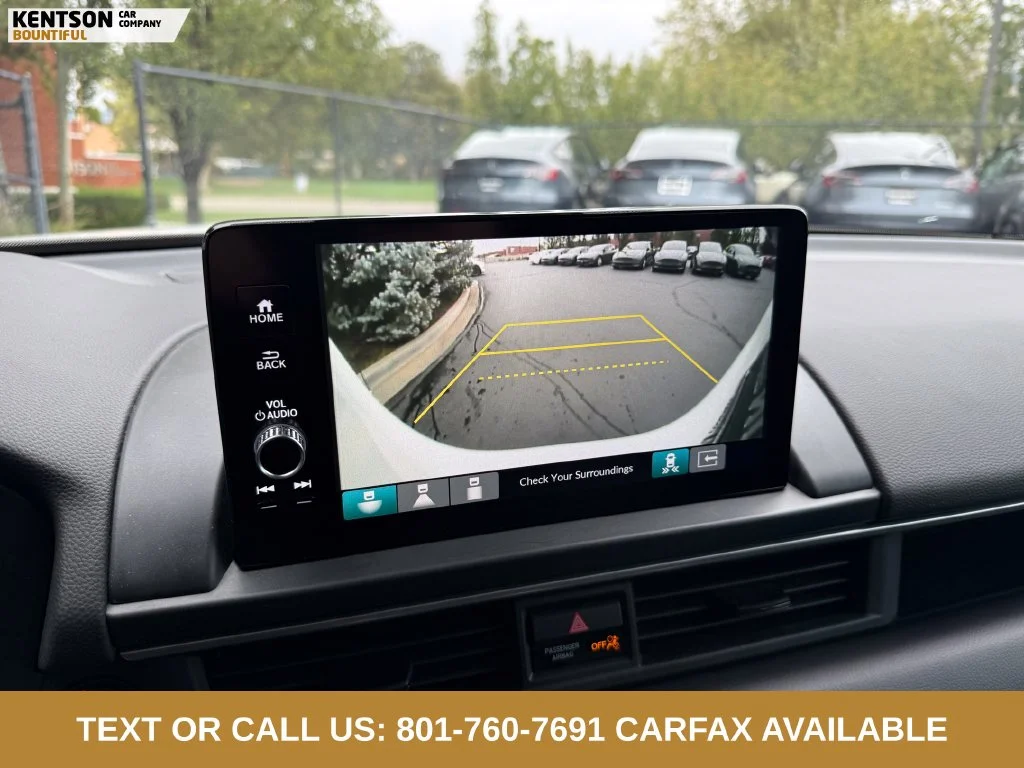 Used 2023 White Honda EX-L image 31