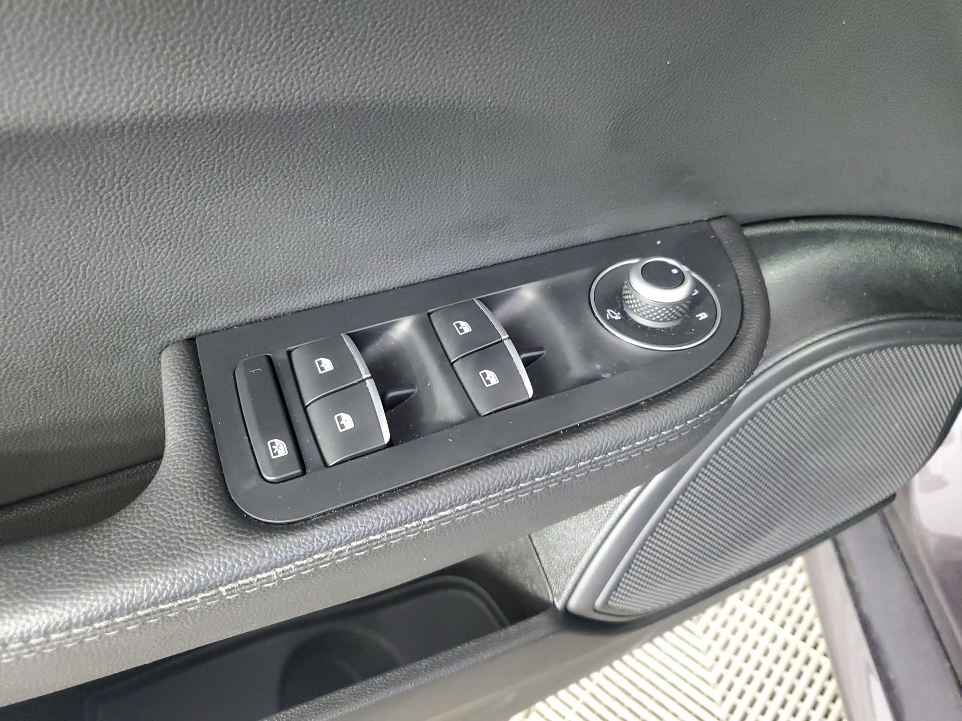 2024 Alfa Romeo Giulia Ti - Photo 31