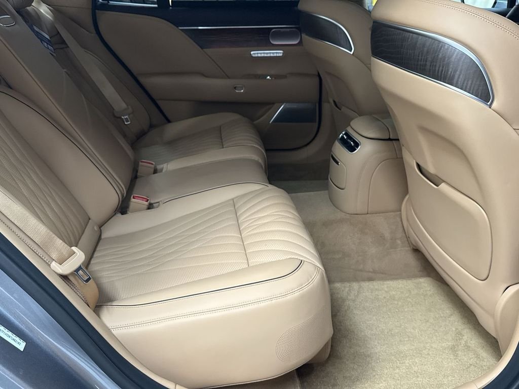 New 2026 Silver Genesis 3.5T e-SC image 15