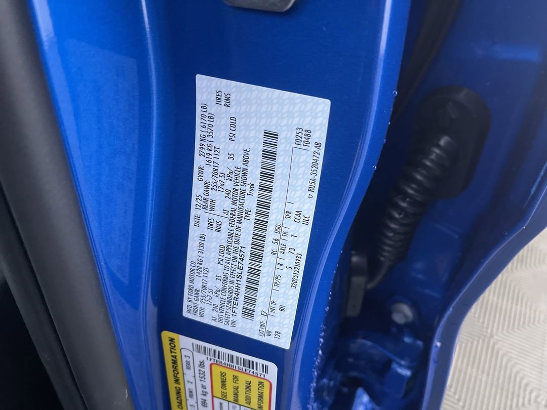 New 2025 Velocity Blue Metallic Ford XLT image 12