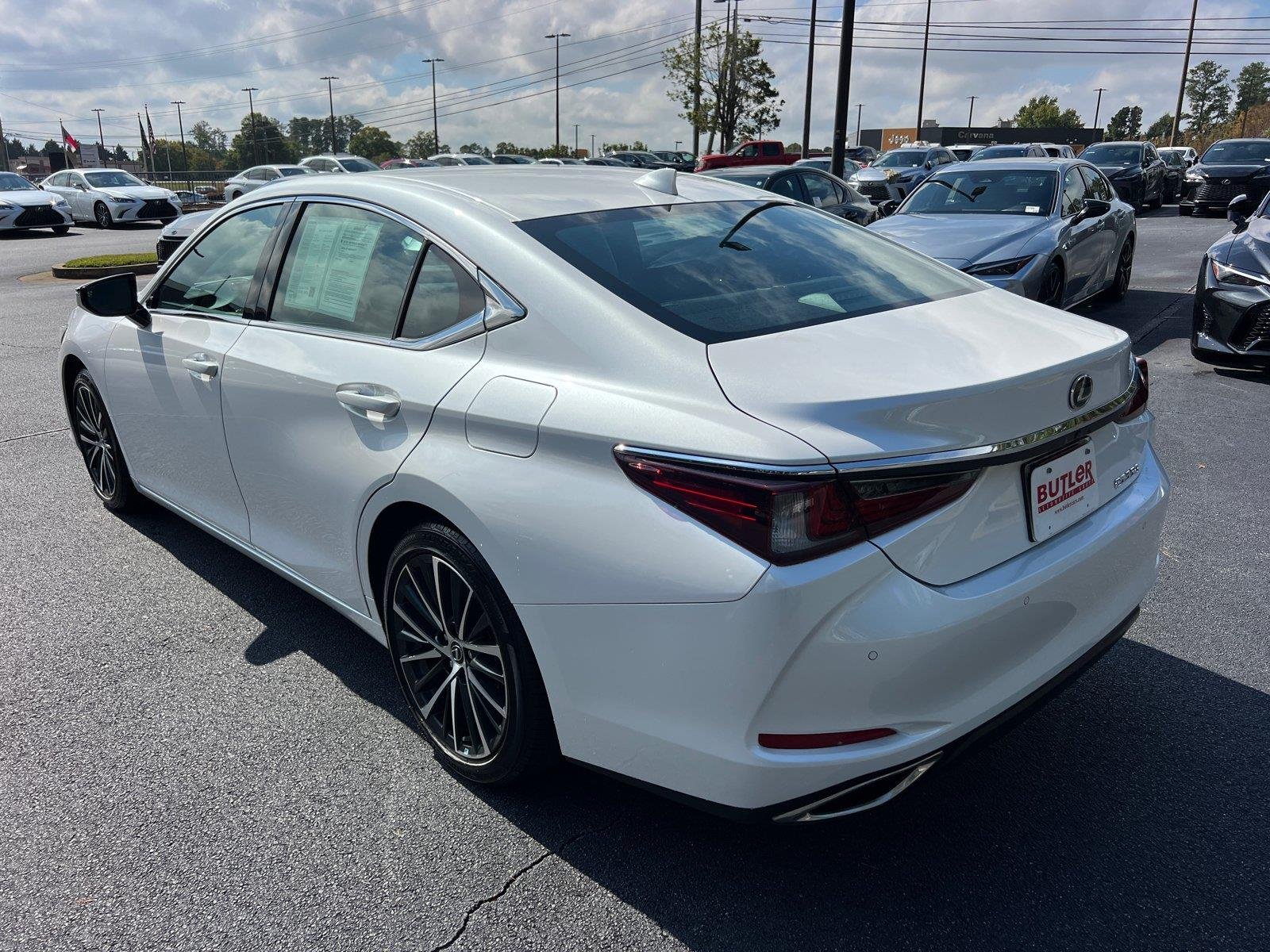 Used 2025 Eminent White Pearl Lexus Base image 7