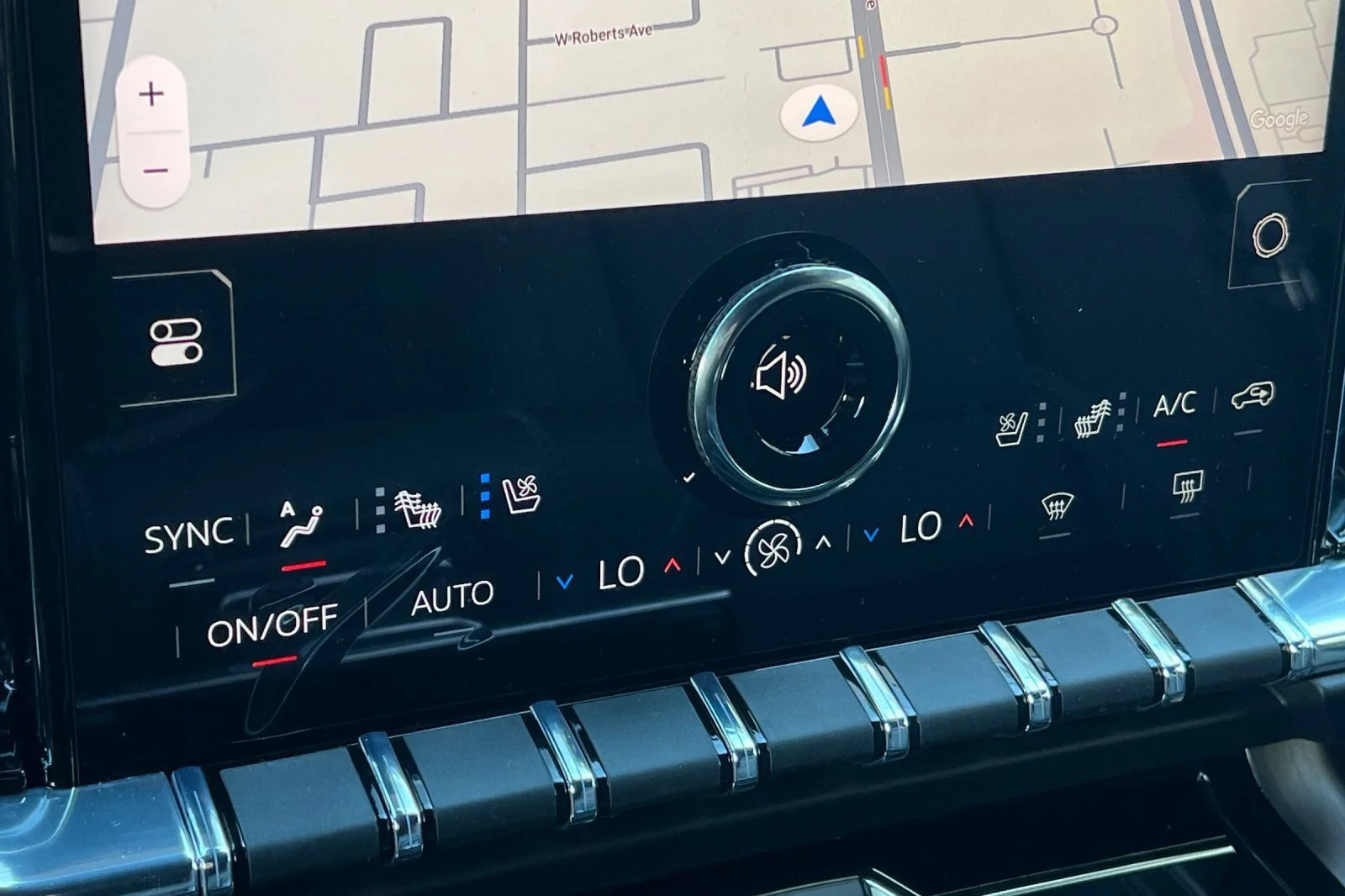 2026 GMC Yukon Denali - Photo 25