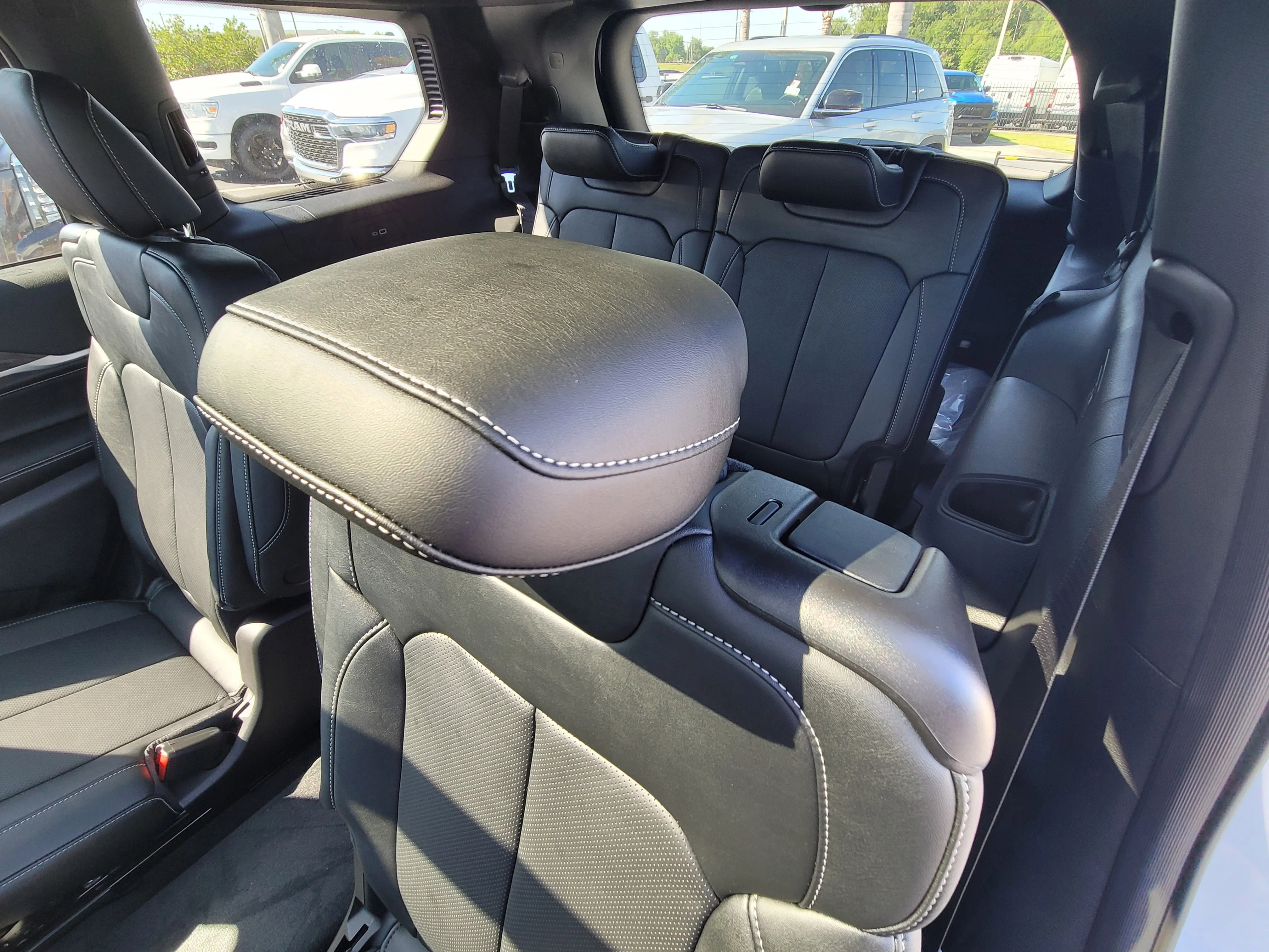 New 2026 Bright White Clearcoat Jeep Limited Reserve image 11