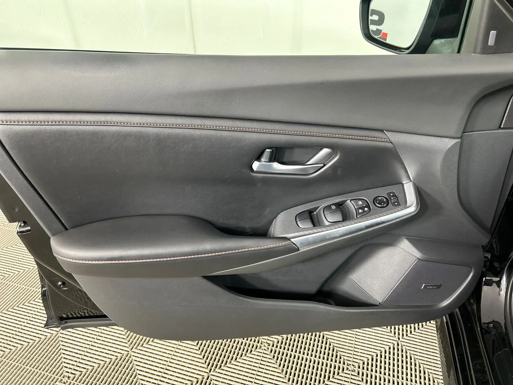 Used 2021 Black Nissan SR image 11