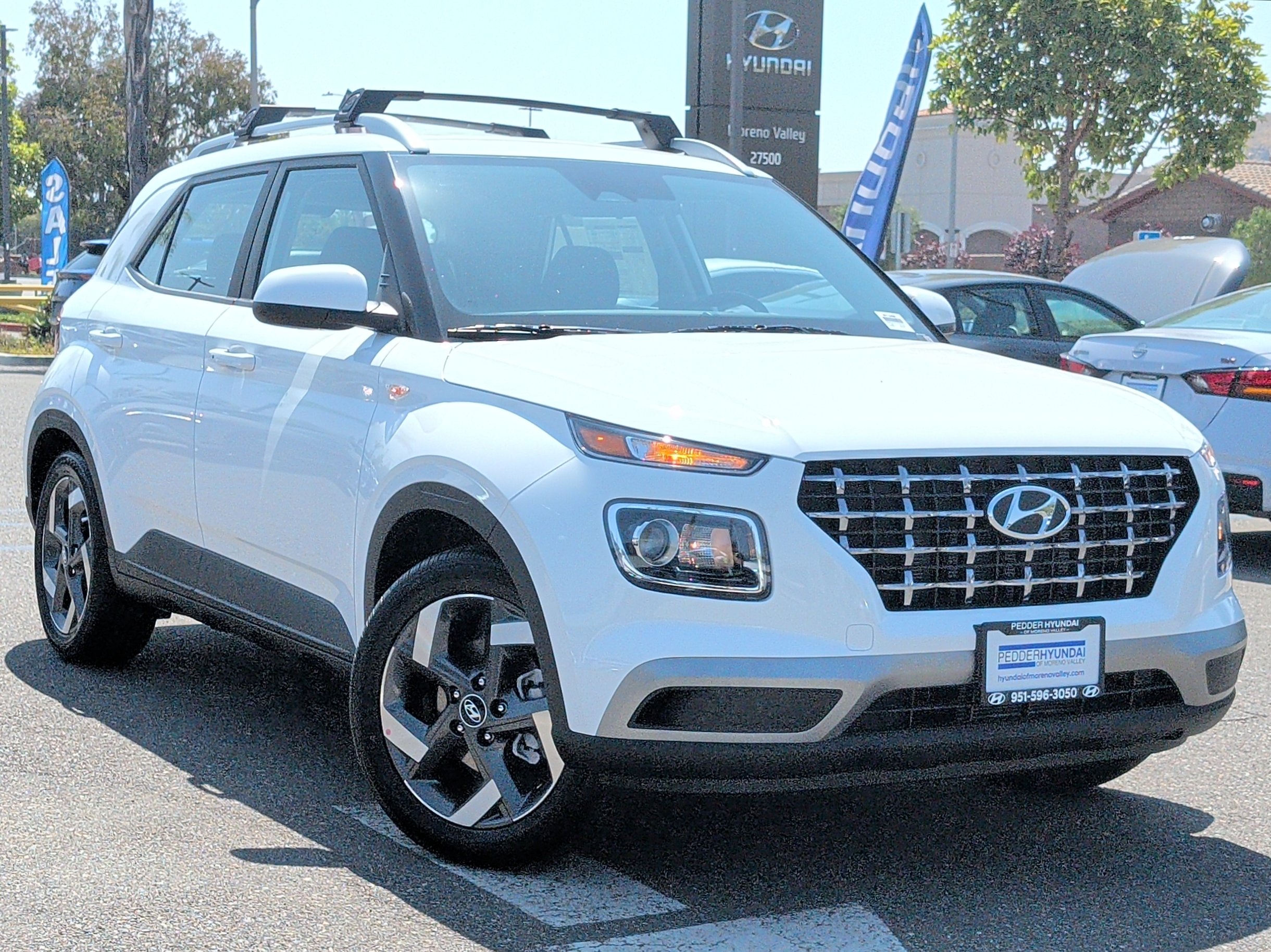 2026 Hyundai Venue SEL w/ 2-Tone Roof IVT's photo