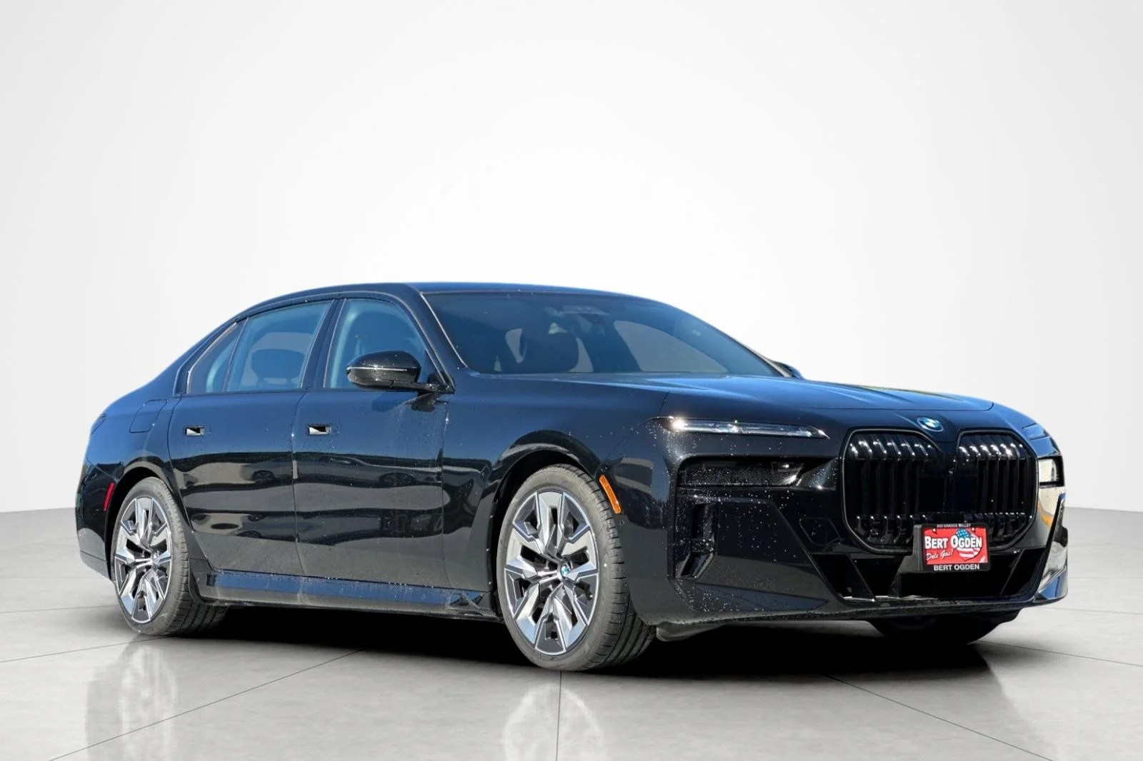 2026 BMW 7 Series 750e - Photo 7