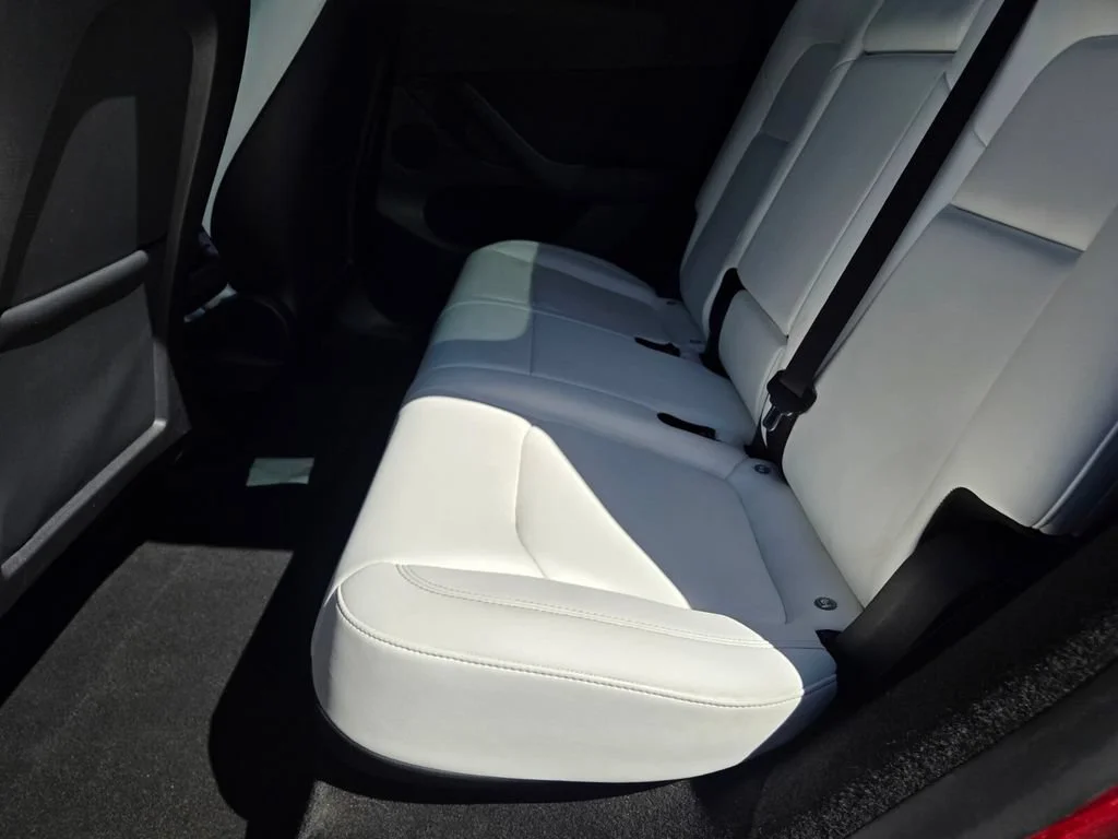 Used 2024 Red Tesla LONG RANGE image 4