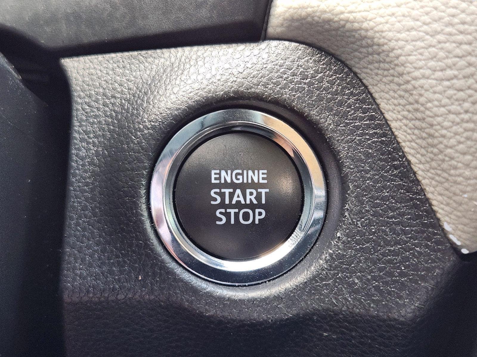 Used 2025 Ruby Flare Pearl Toyota XLE image 20