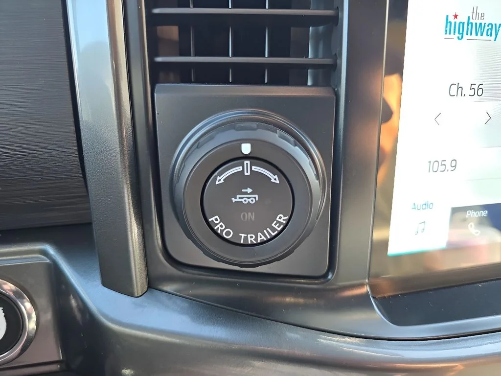 Used 2021 White Ford  image 19