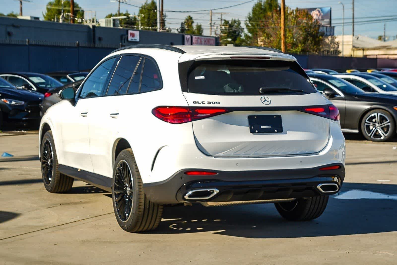 New 2026 Polar White Mercedes-Benz GLC 300 image 6