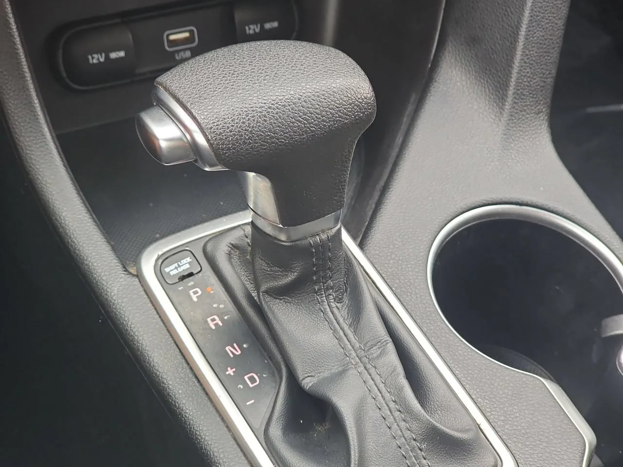 Used 2020 Black Kia LX image 17