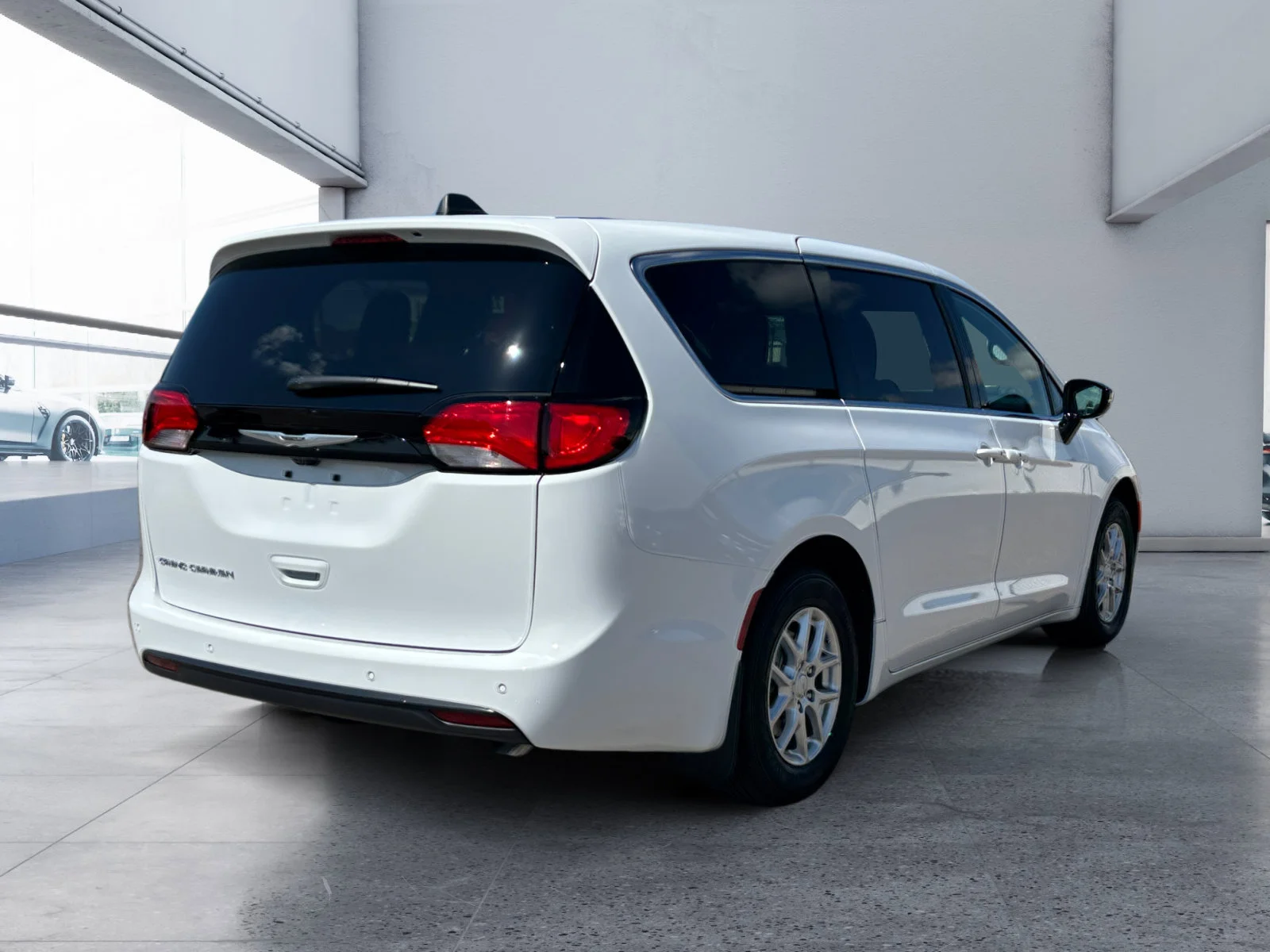 New 2027 Bright White Chrysler SXT image 5