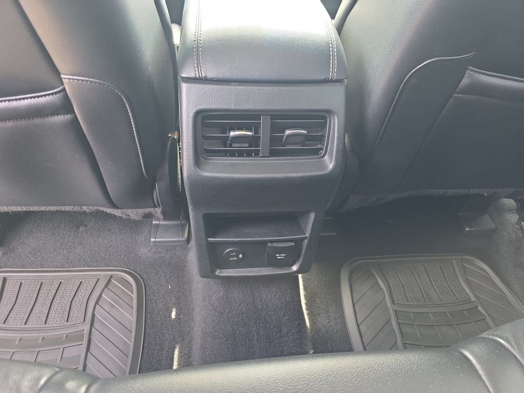2021 Ford Edge Titanium - Photo 29