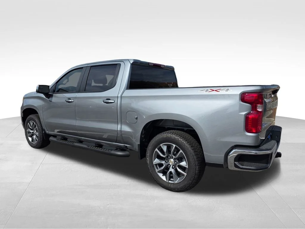 2026 Chevrolet Silverado 1500 LT - Photo 5