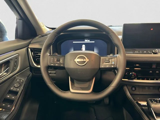 New 2026 White Nissan Platinum image 13