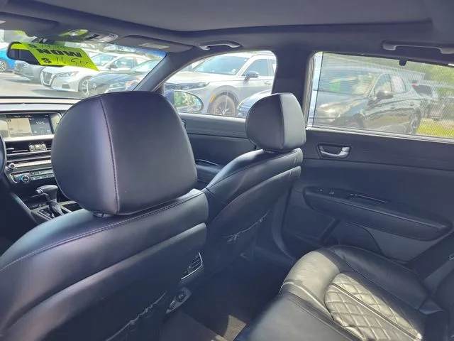 Used 2019 Blue Kia SX image 26