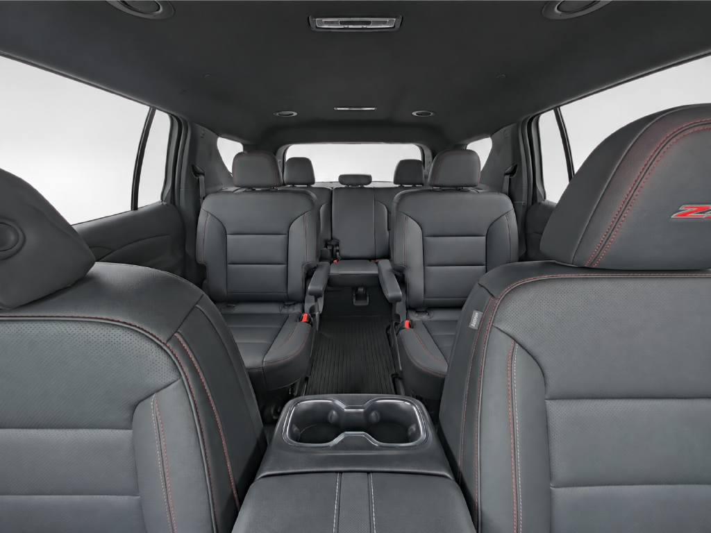 Used 2025 Gray Chevrolet Z71 image 16