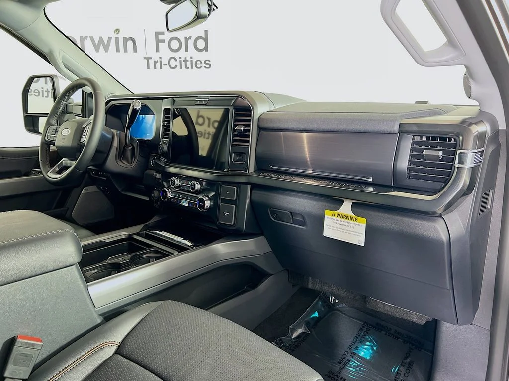 New 2026 Carbonized Gray Metallic Ford Lariat image 31
