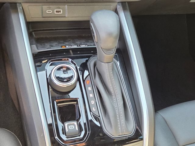 2025 Chevrolet Colorado Trail Boss - Photo 23